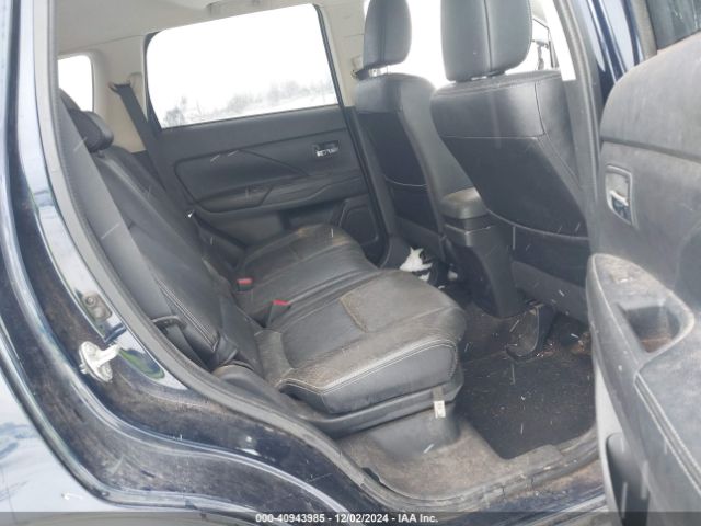JA4AZ3A38HZ008207 Mitsubishi Outlander Sel