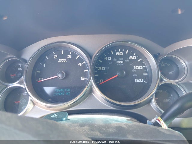 Продаж на аукціоні авто 2011 Gmc Sierra 3500hd Sle, vin: 1GT423C80BF117723, номер лоту: 40944015