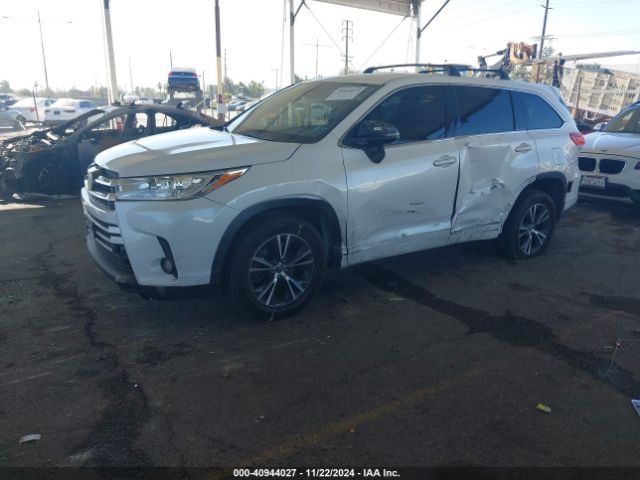 5TDZZRFH5HS218703 Toyota Highlander Le Plus
