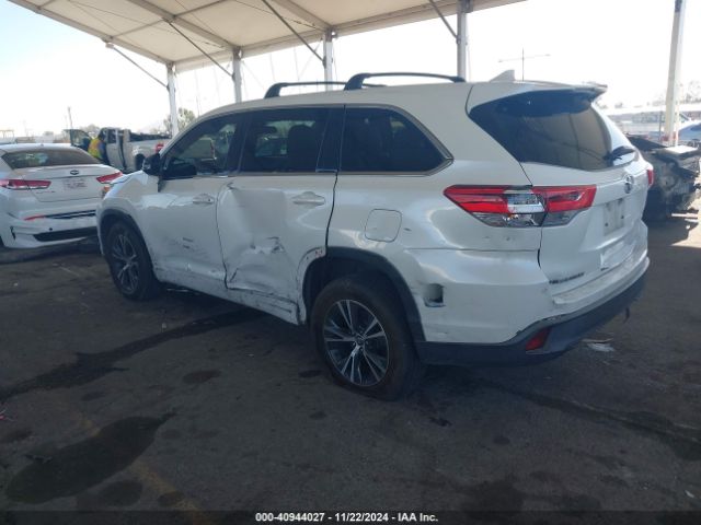 5TDZZRFH5HS218703 Toyota Highlander Le Plus