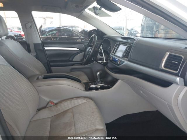 5TDZZRFH5HS218703 Toyota Highlander Le Plus