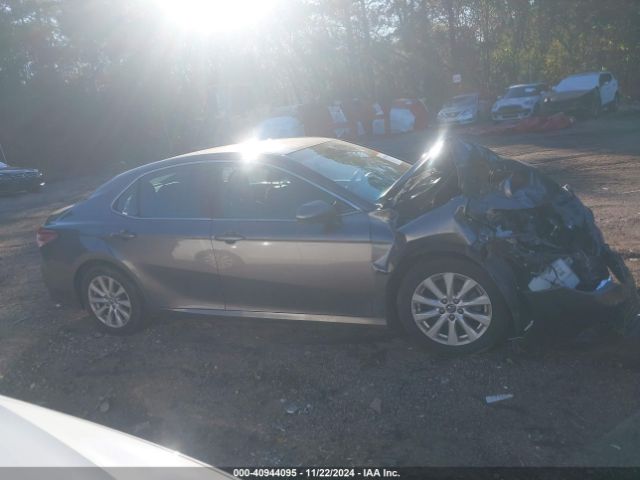 4T1B11HK6JU088558 Toyota CAMRY LE
