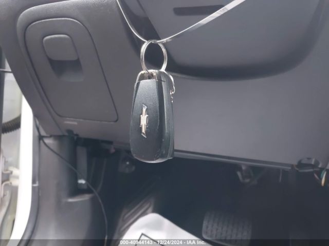 KL7CJKSB6LB088403 Chevrolet Trax Fwd Ls