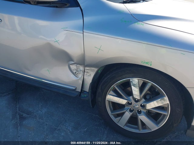 2014 Nissan Pathfinder Platinum მანქანა იყიდება აუქციონზე, vin: 5N1AR2MN0EC647110, აუქციონის ნომერი: 40944159