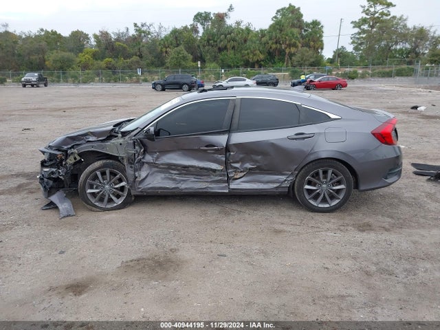 Honda CIVIC EX 2019 19XFC1F31KE006005 Image 14