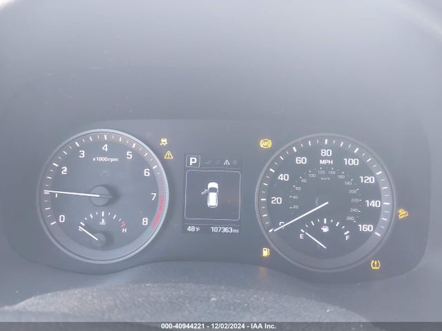 KM8J23A40GU063387 Hyundai TUCSON SE