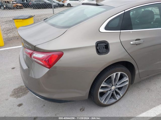 1G1ZE5SXXLF009704 Chevrolet Malibu Fwd Premier