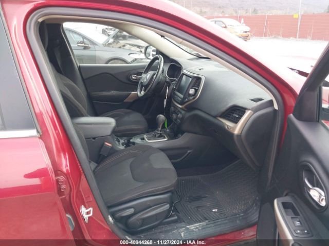 1C4PJMCBXHW656831 Jeep Cherokee Latitude 4x4