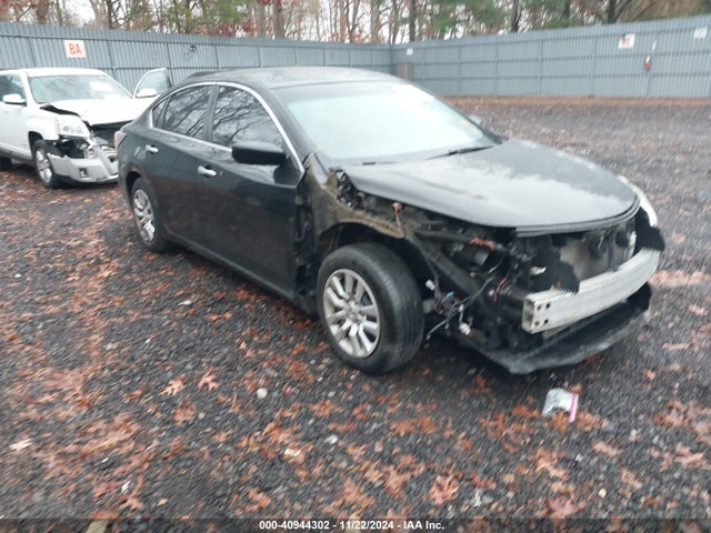 2015 1N4AL3AP8FC413953 main image