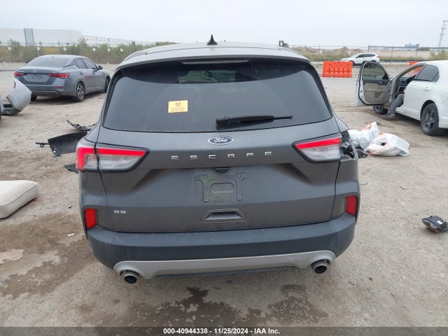 1FMCU0G60NUA20885 Ford ESCAPE SE