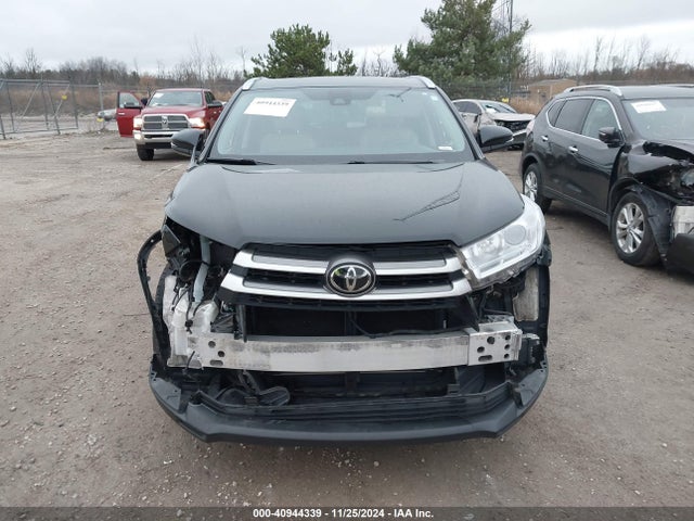 Toyota Highlander Xle 2017 5TDJZRFHXHS443969 Image 13