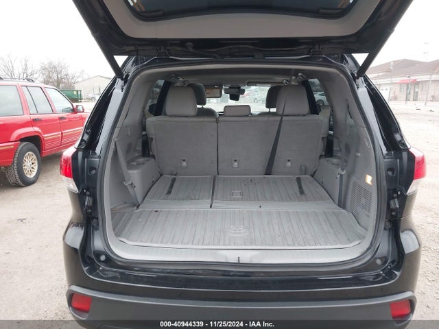 Toyota Highlander Xle 2017 5TDJZRFHXHS443969 Image 18