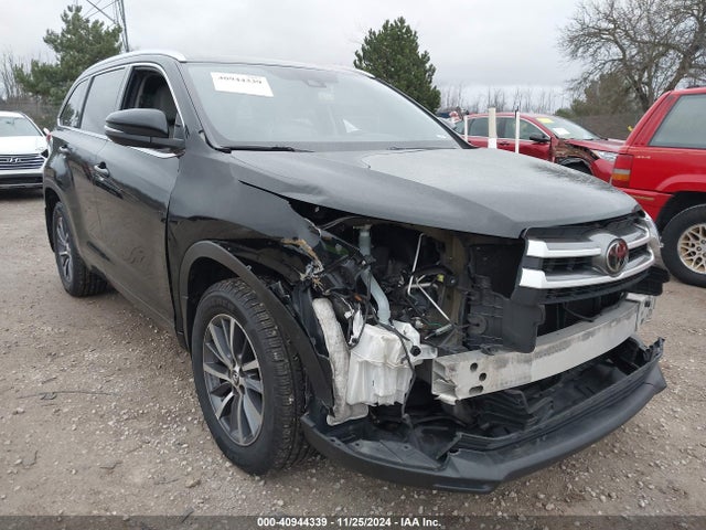 Toyota Highlander Xle 2017 5TDJZRFHXHS443969 Image 6