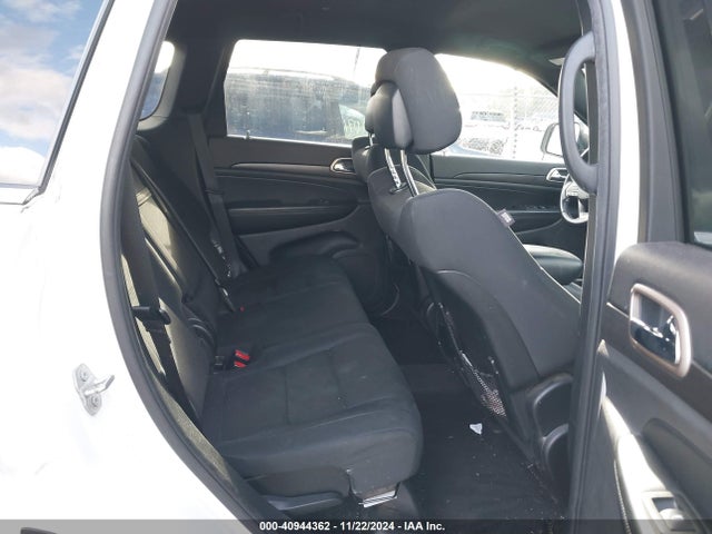 1C4RJFAG7GC380692 Jeep Grand Cherokee Laredo