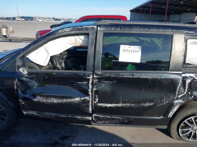 2C4RDGEG9KR562515 Dodge Grand Caravan Gt