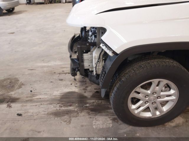 1C4RJHAG1PC530047 Jeep Grand Cherokee Laredo 4x4