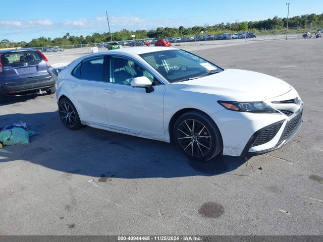 Toyota CAMRY SE 2022 4T1G11AK6NU054285 Image 1