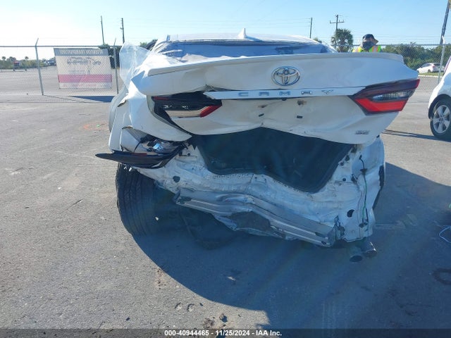 Toyota CAMRY SE 2022 4T1G11AK6NU054285 Image 6