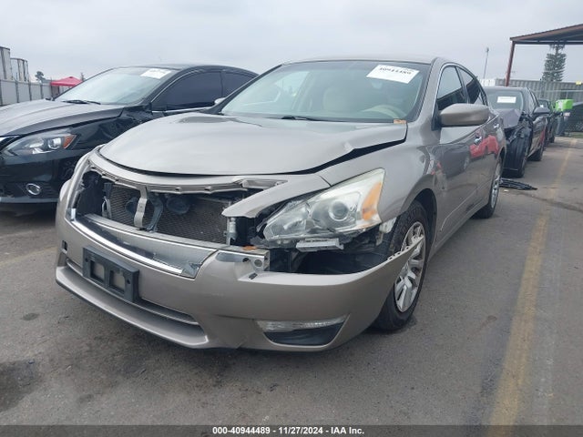 Nissan Altima 2.5 S 2014 1N4AL3AP5EN341502 Image 2