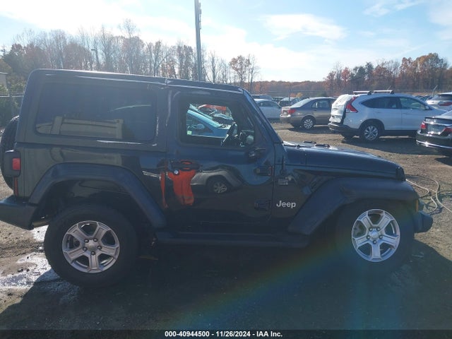 1C4GJXAG1JW173654 Jeep Wrangler Sport S 4x4