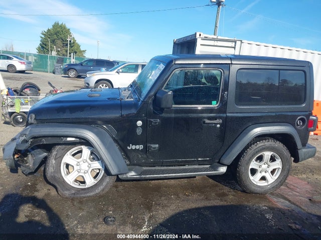 1C4GJXAG1JW173654 Jeep Wrangler Sport S 4x4