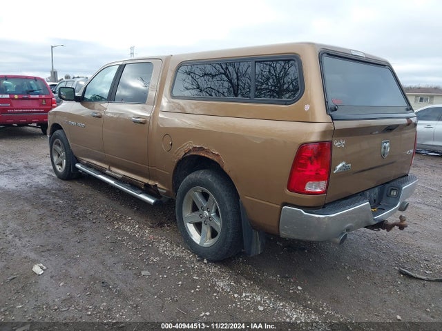 2011 RAM 1500 1D7RV1CT0BS608778 Photo 2