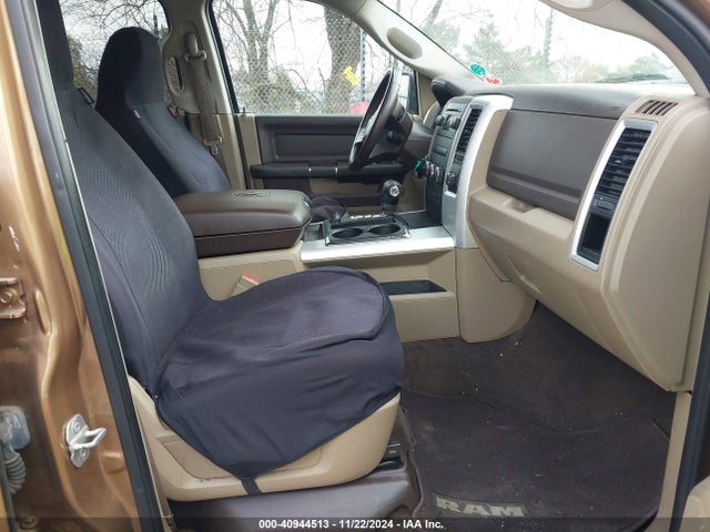 2011 RAM 1500 1D7RV1CT0BS608778 Photo 4