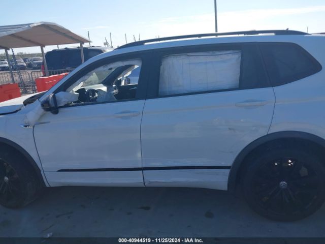 3VV2B7AX5LM109452 Volkswagen Tiguan 2.0t Se/2.0t Se R-line Black/2.0t Sel