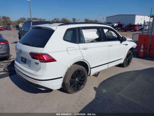 3VV2B7AX5LM109452 Volkswagen Tiguan 2.0t Se/2.0t Se R-line Black/2.0t Sel