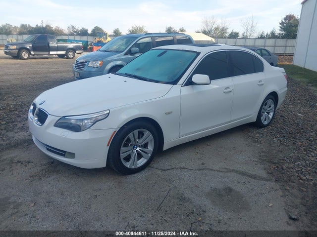 Продаж на аукціоні авто 2010 Bmw 528i, vin: WBANU5C53AC124744, номер лоту: 40944611