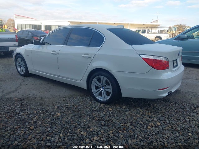 Продаж на аукціоні авто 2010 Bmw 528i, vin: WBANU5C53AC124744, номер лоту: 40944611