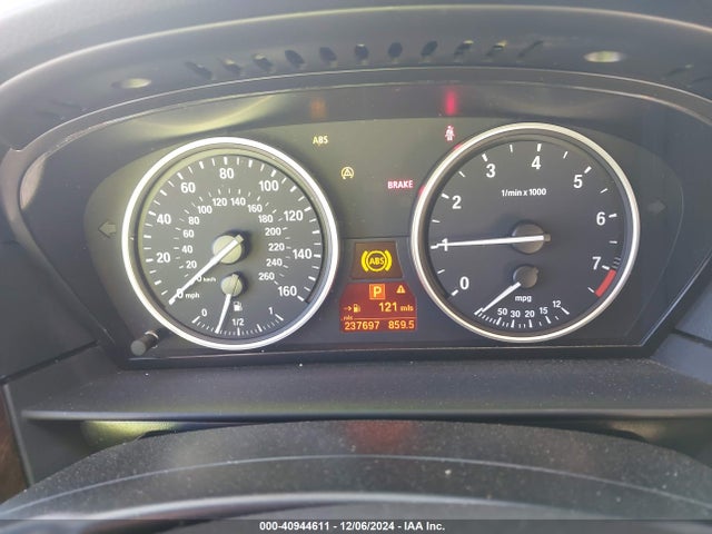 Продаж на аукціоні авто 2010 Bmw 528i, vin: WBANU5C53AC124744, номер лоту: 40944611