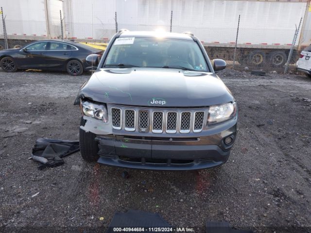 1C4NJDEB2FD312651 Jeep Compass Latitude