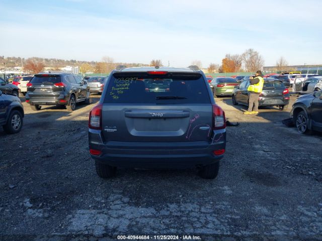 1C4NJDEB2FD312651 Jeep Compass Latitude