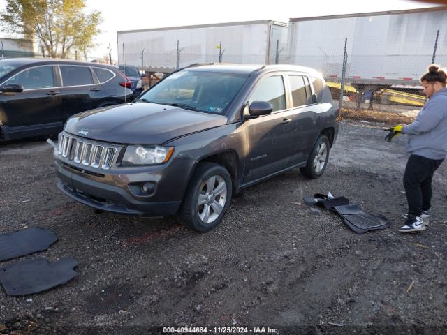 1C4NJDEB2FD312651 Jeep Compass Latitude