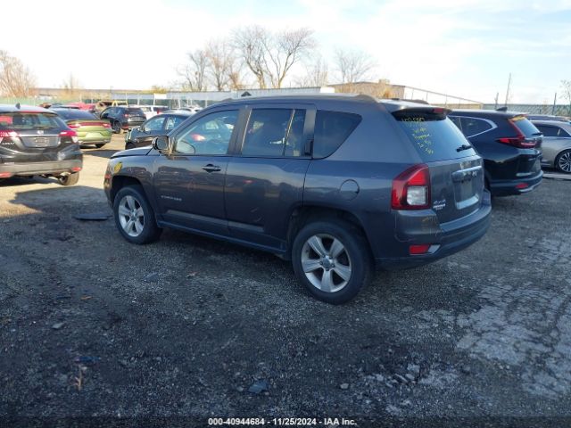1C4NJDEB2FD312651 Jeep Compass Latitude