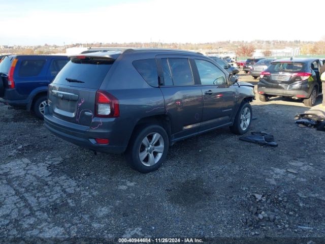 1C4NJDEB2FD312651 Jeep Compass Latitude