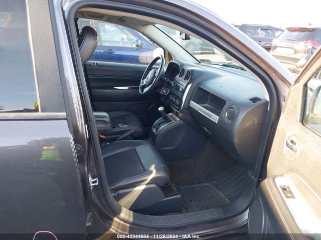1C4NJDEB2FD312651 Jeep Compass Latitude