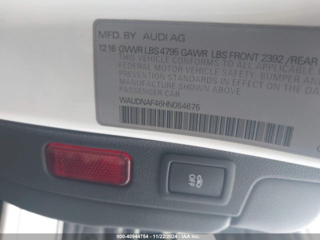 WAUDNAF46HN054675 Audi A4 2.0t Season Of Audi Premium