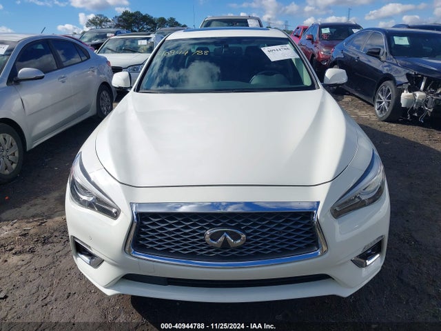 40944788 :رقم المزاد ، JN1EV7BP2MM701845 vin ، 2021 Infiniti Q50 Luxe مزاد بيع