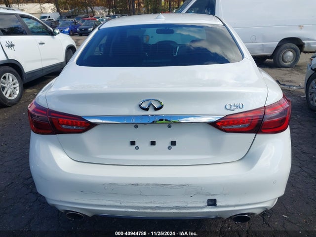 40944788 :رقم المزاد ، JN1EV7BP2MM701845 vin ، 2021 Infiniti Q50 Luxe مزاد بيع