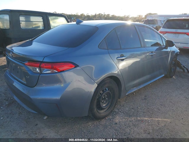 Toyota COROLLA LE 2021 5YFEPMAE4MP151261 Image 4