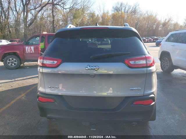 Jeep Cherokee Latitude 2014 1C4PJMCSXEW224994 Image 16