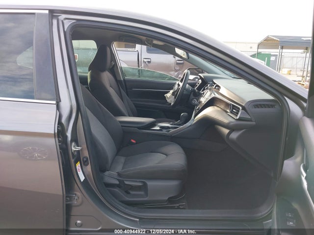 Toyota CAMRY LE 2019 4T1B11HK0KU719113 Image 5