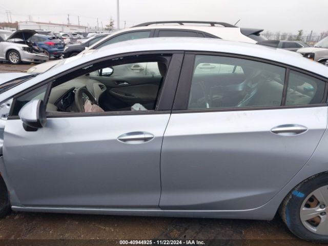 1G1BC5SMXJ7203430 Chevrolet Cruze Ls Auto