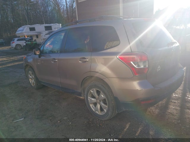 Subaru Forester 2.5i Premium 2015 JF2SJADC3FH495404 Image 3