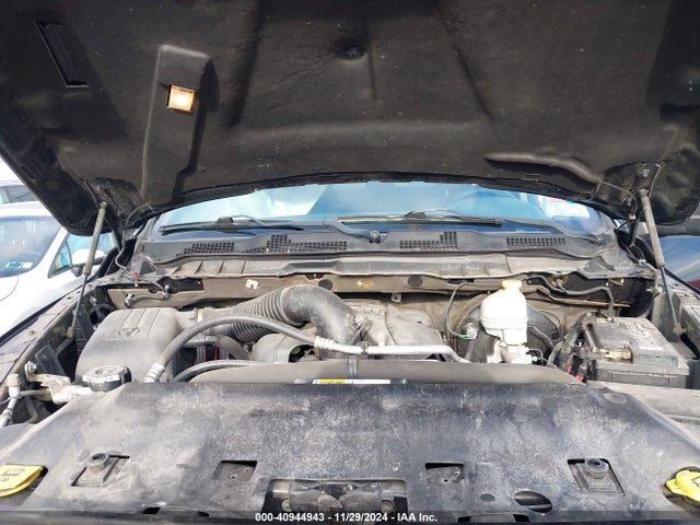 1C6RR7KT9FS680319 RAM 1500 Express