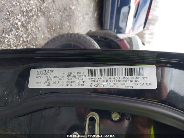 1C6RR7KT9FS680319 RAM 1500 Express