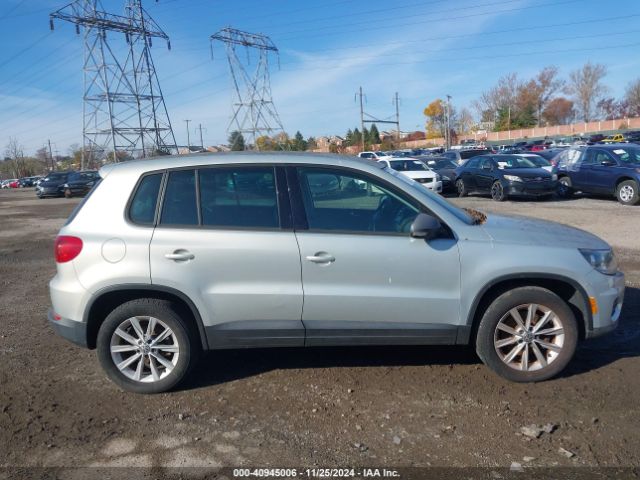WVGBV3AX4EW526347 Volkswagen TIGUAN SE