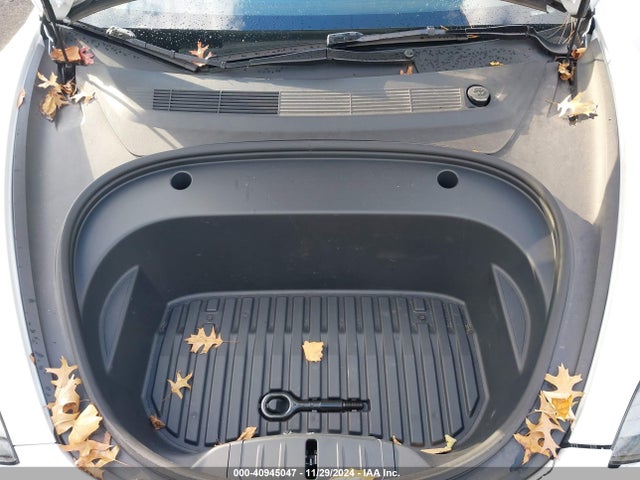 2023 TESLA MODEL 3 5YJ3E1EA7PF595592 Photo 9